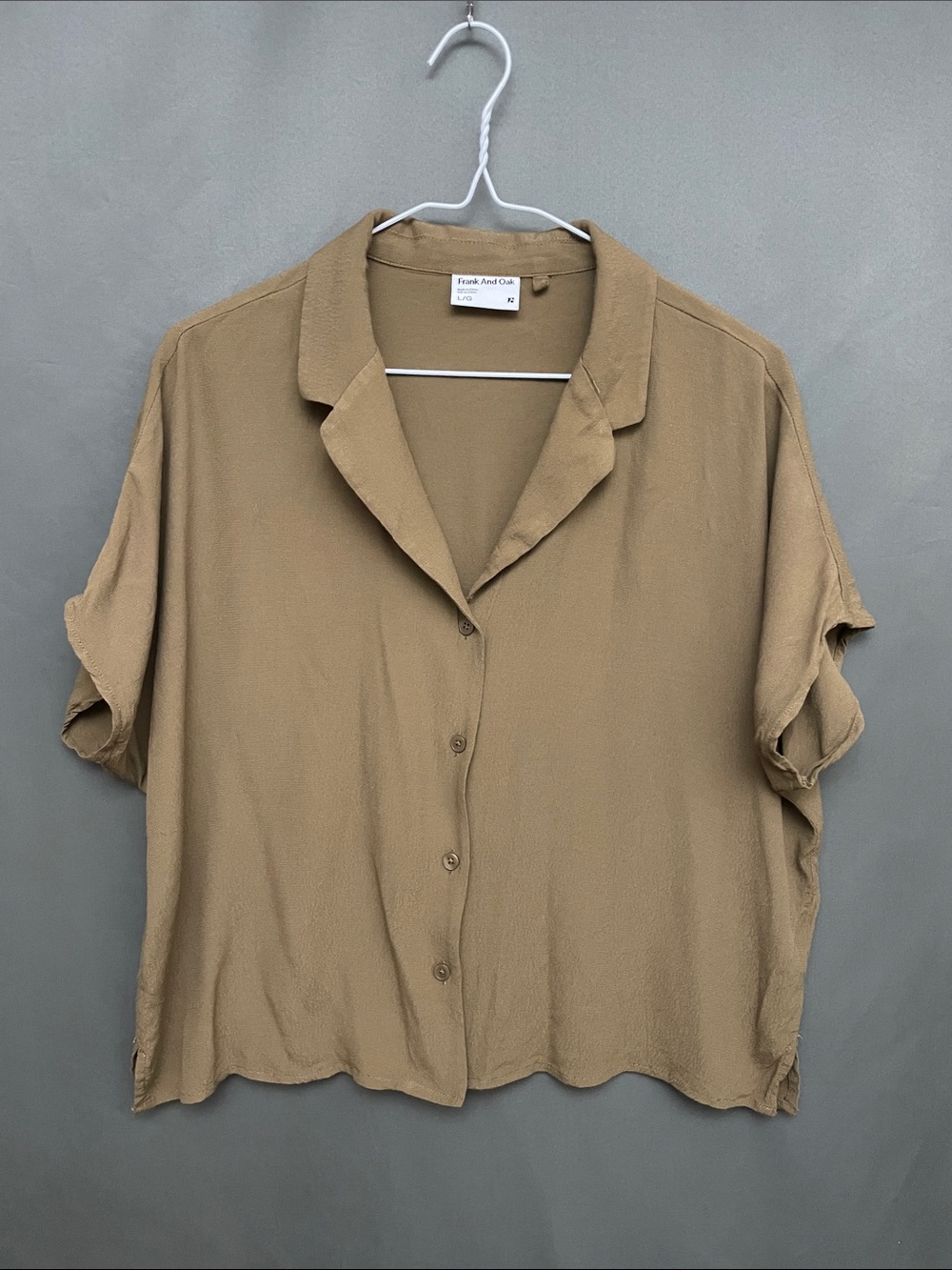 Frank & Oak Relaxed Tan Short-Sleeve Button-Up Blouse